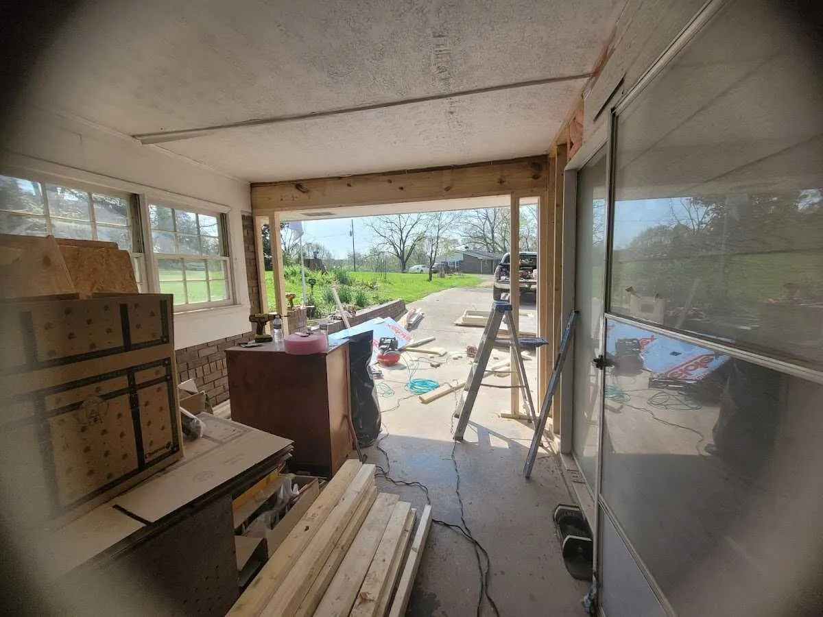 Air movers and dehumidifier for Drying & Dehumidification in Port Huron